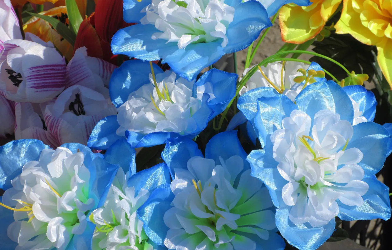 Фото обои голубые, искуственные цветы, весна 2018, Meduzanol ©