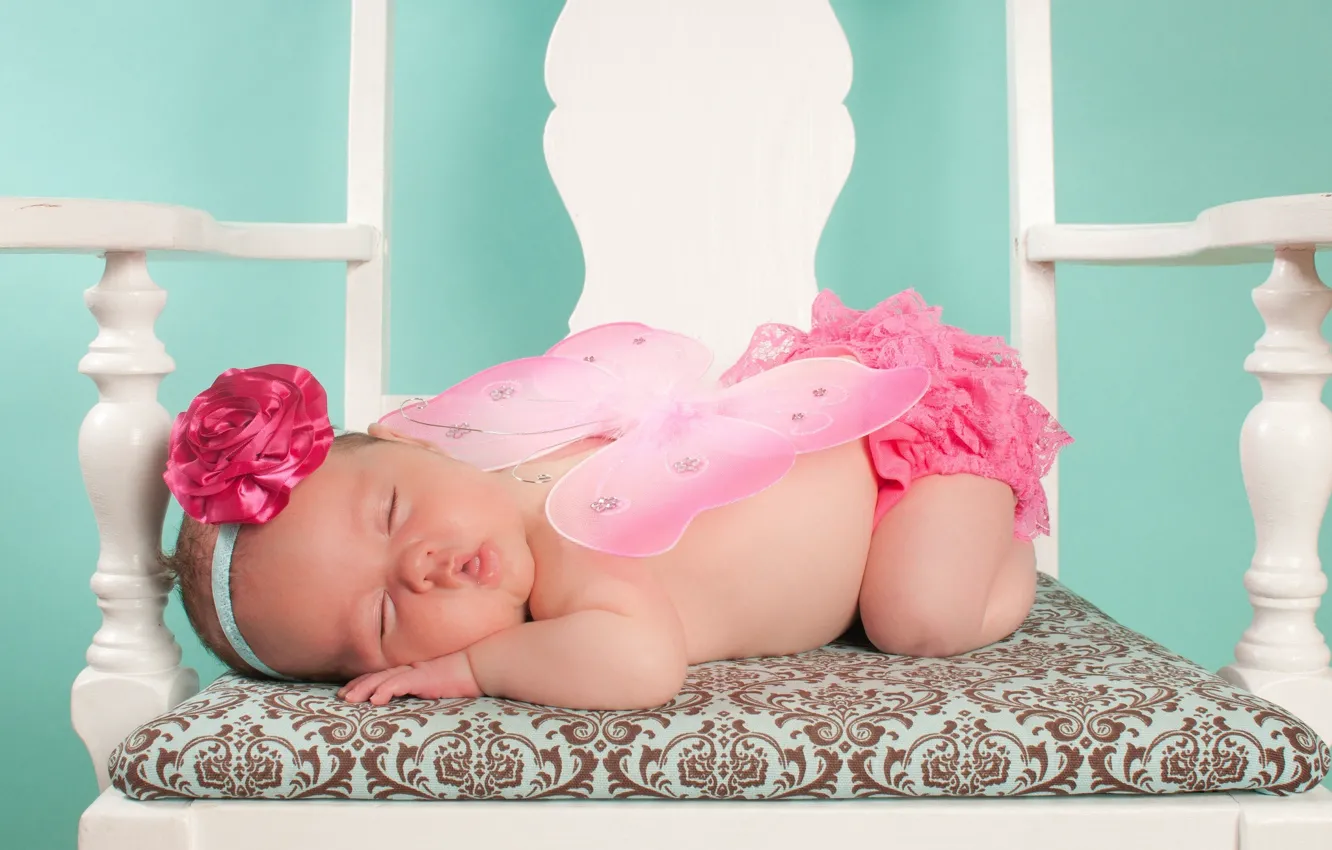 Фото обои маленький, фея, стул, девочка, бантик, младенец