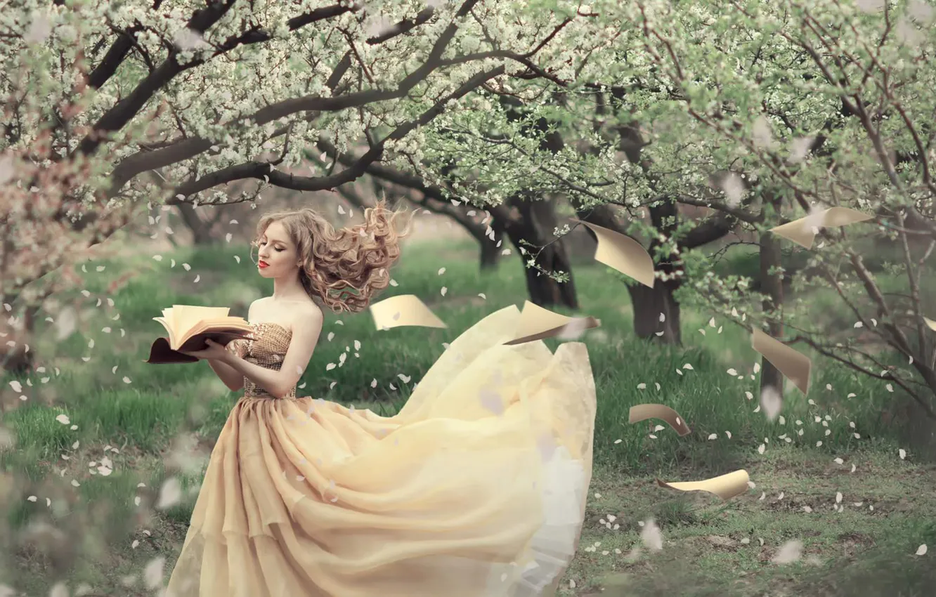 Фото обои девушка, ветер, весна, книга, страницы