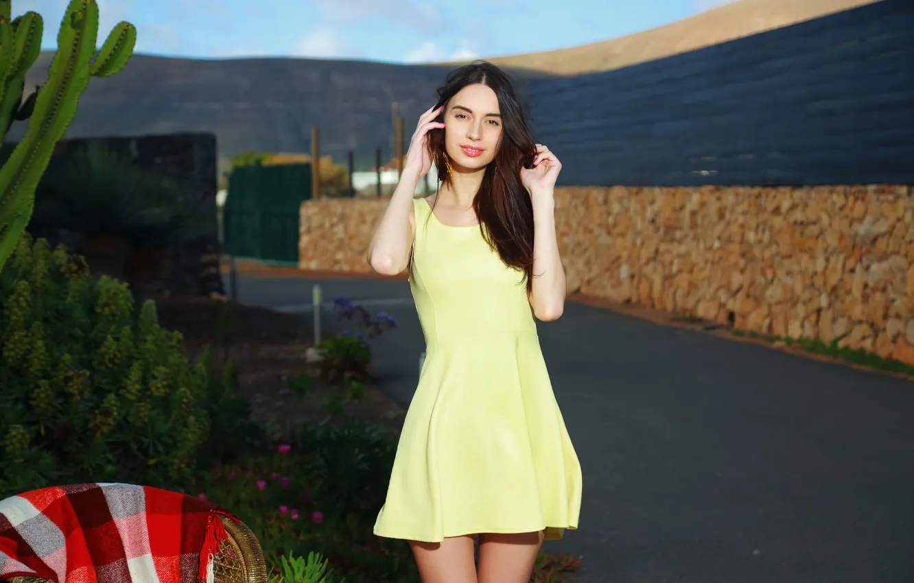 Фото обои Model, Dita V, Summer Dress, Woman Outside