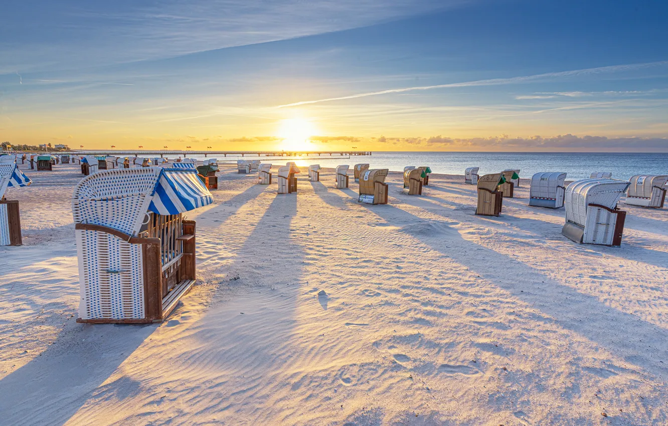 more-bereg-utro-pliazh.webp
