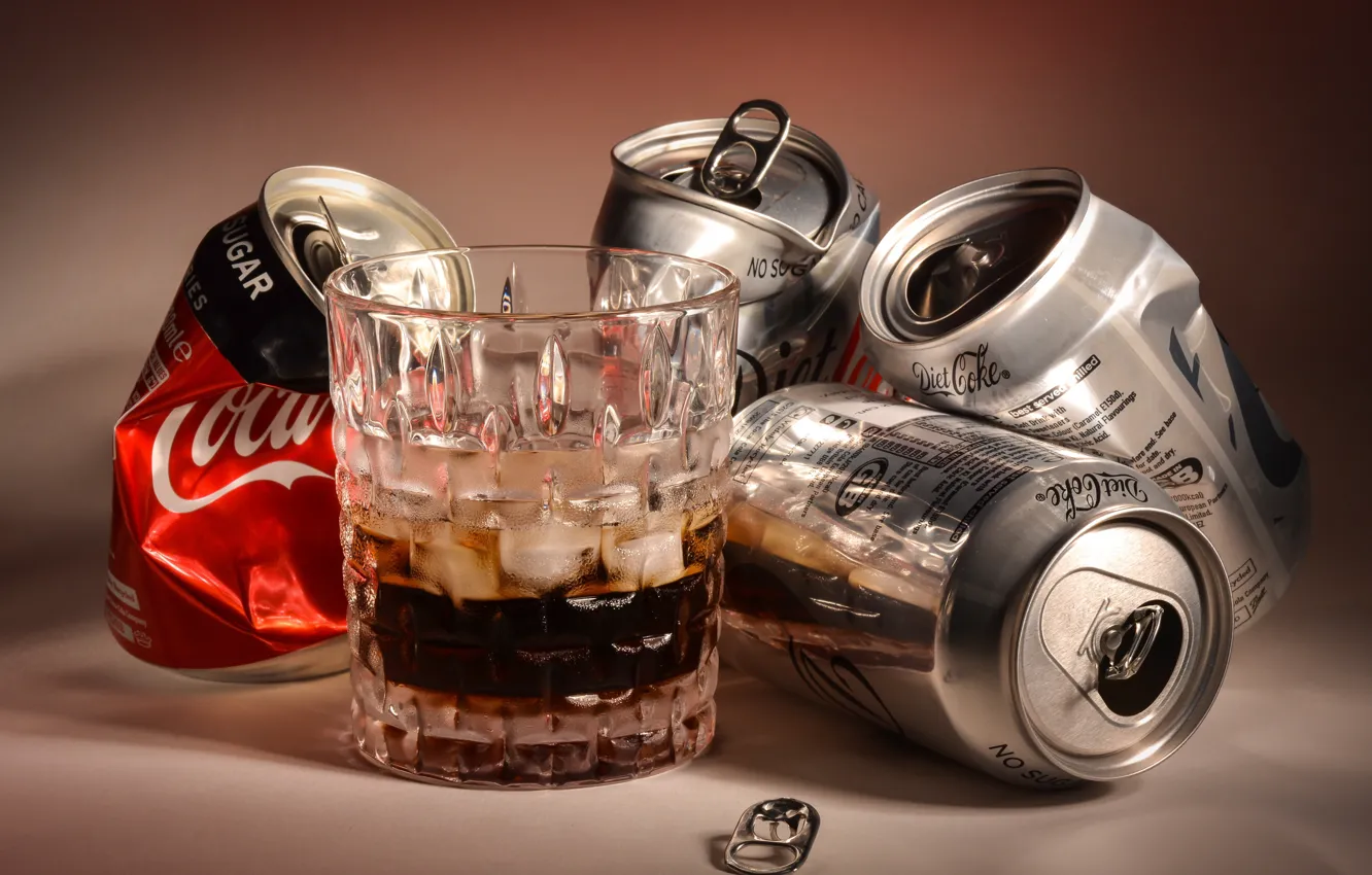 Фото обои стакан, банки, coca cola