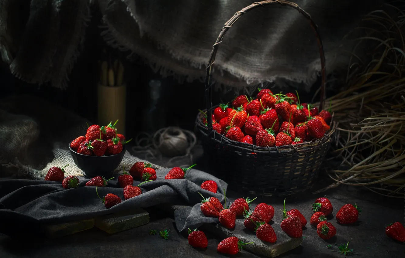 Фото обои ягоды, корзина, клубника