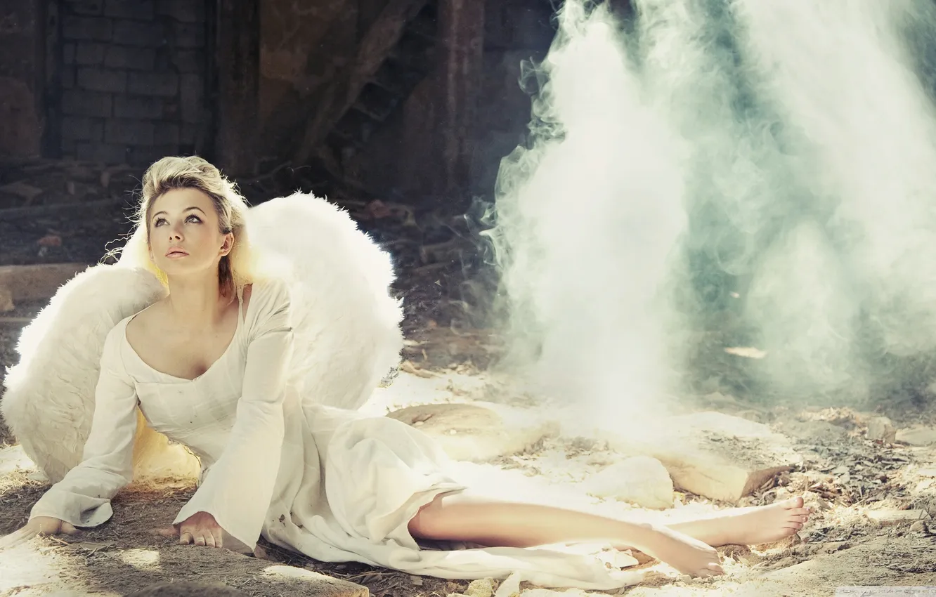 Фото обои девушка, ангел, упавшая с небес, girl with angel wings