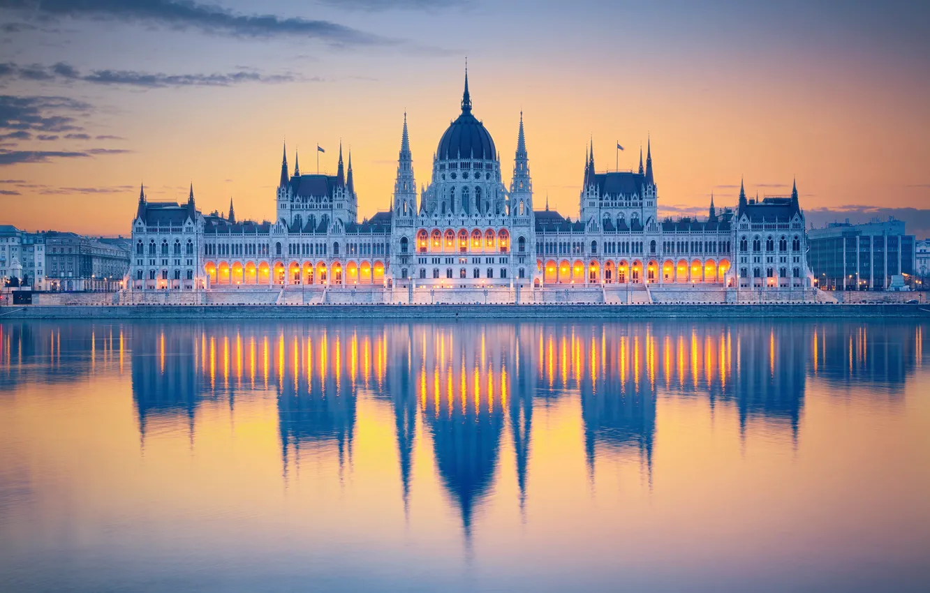 Фото обои город, отражение, утро, парламент, Венгрия, Будапешт