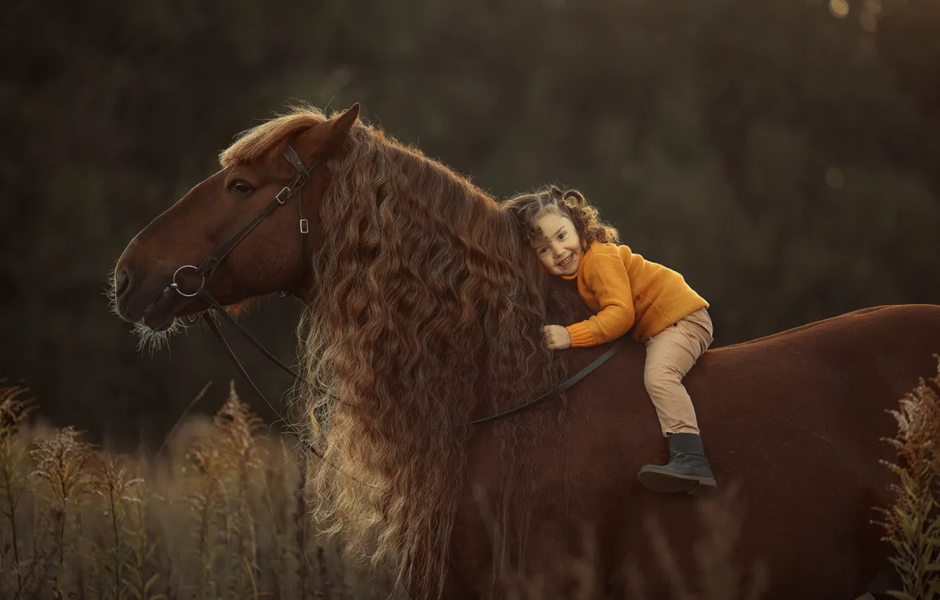 Фото обои конь, лошадь, грива, девочка, кудряшки
