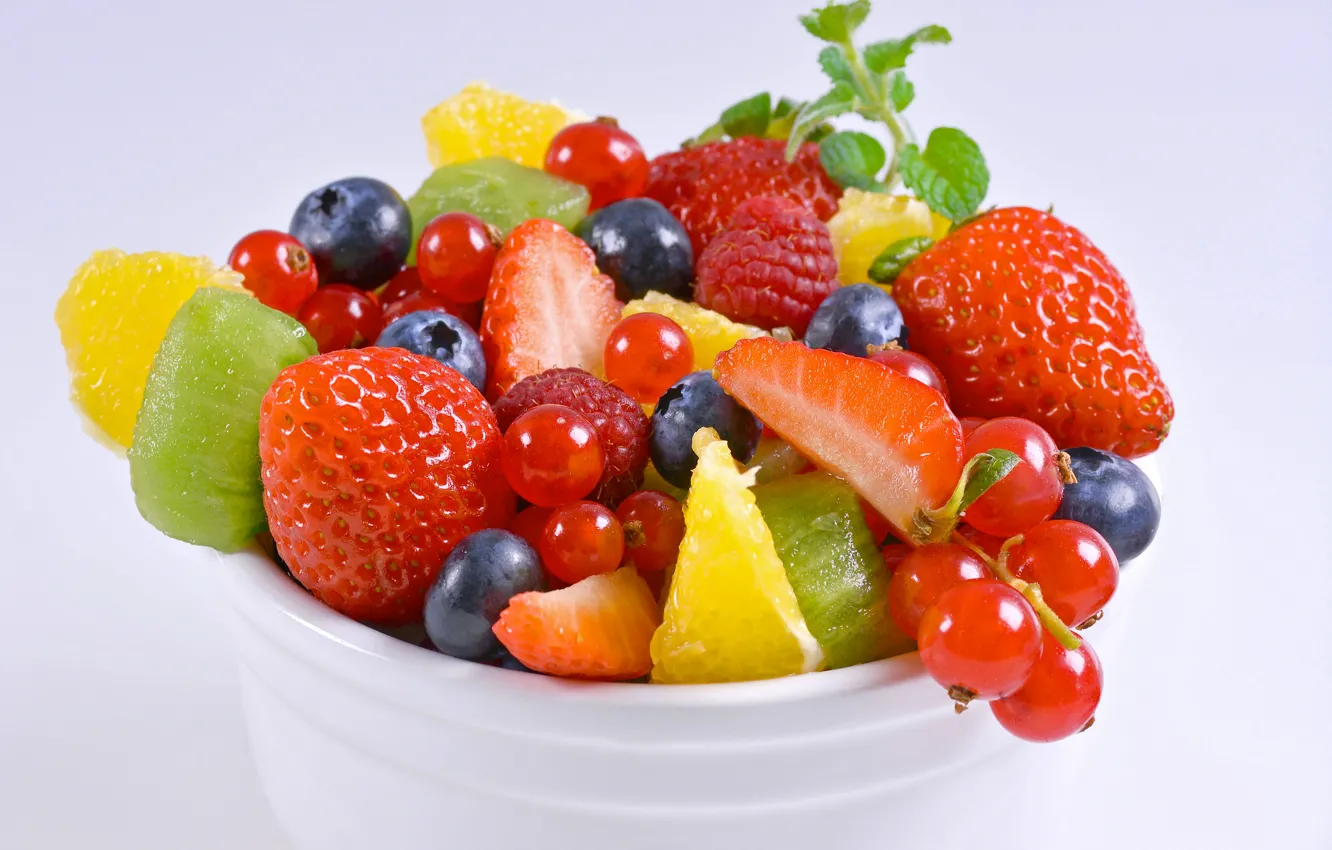 Фото обои ягоды, малина, киви, клубника, фрукты, голубика, красная смородина
