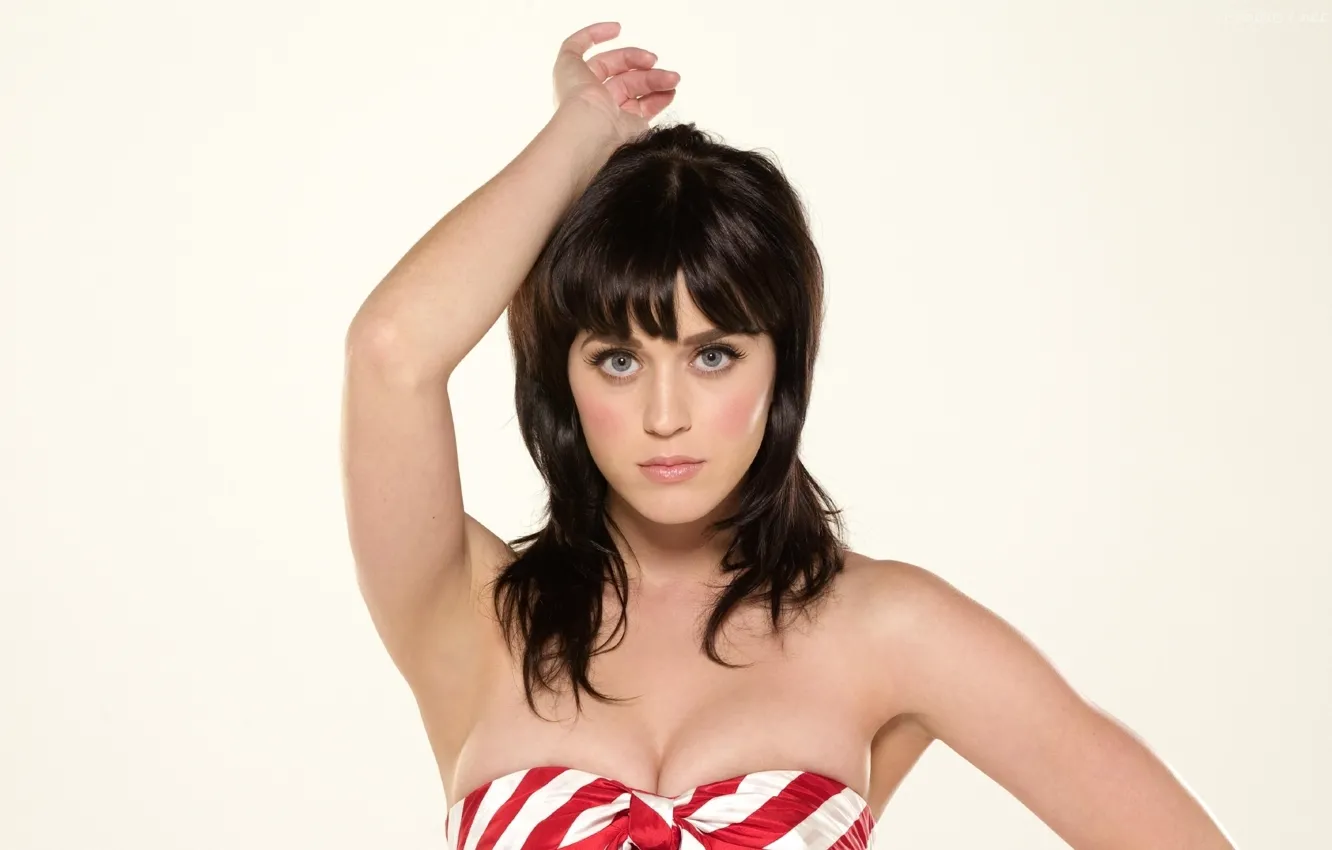 Фото обои глаза, взгляд, девушка, волосы, рука, платье, Katy Perry, певица