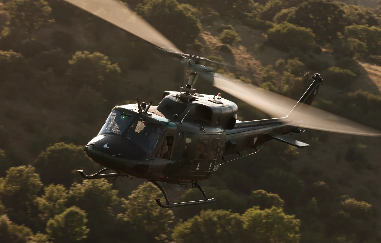 Фото обои двухдвигательный, многоцелевой вертолёт, Bell 212
