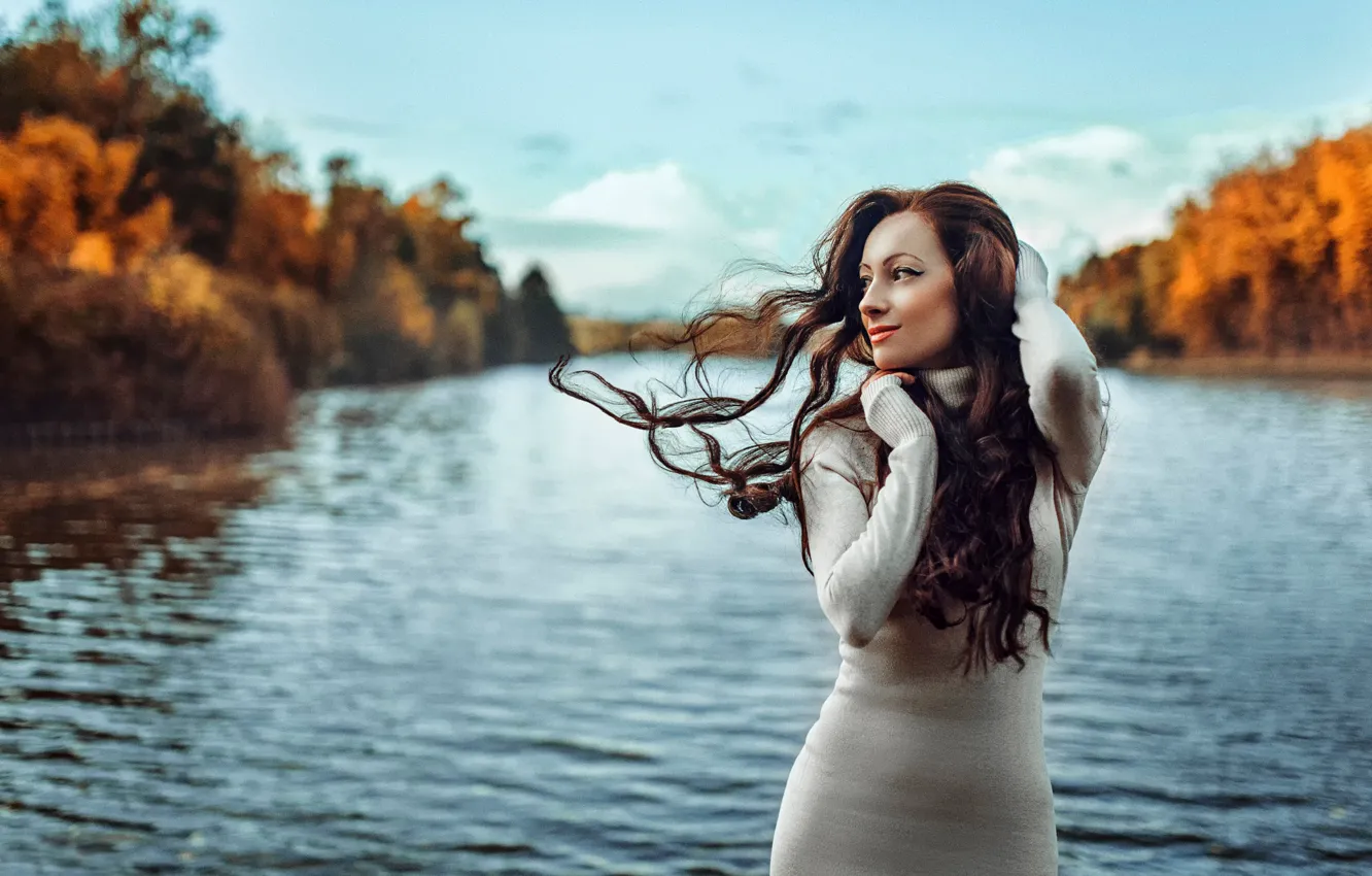 Фото обои осень, ветер, волосы, портрет, Россия, Георгий Чернядьев