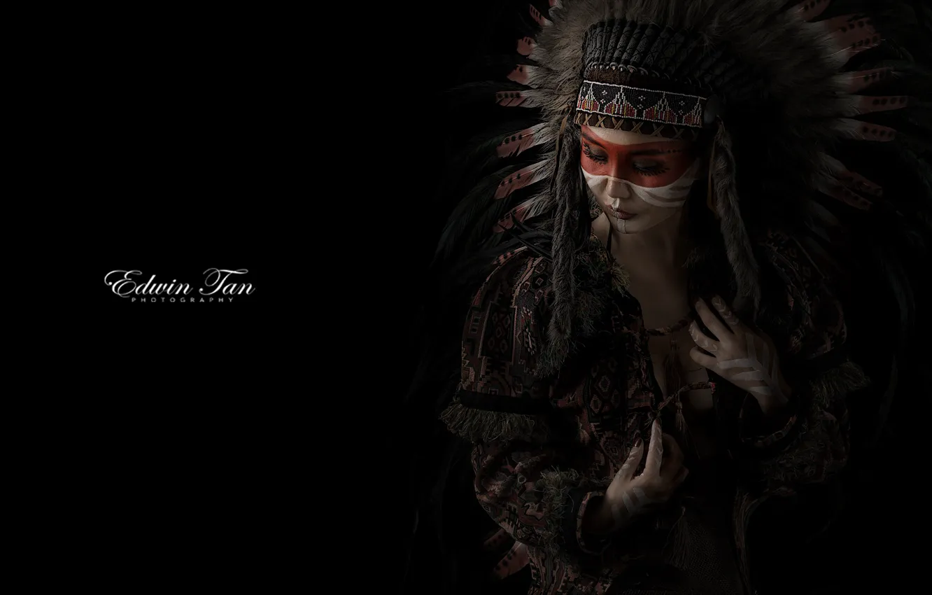 Фото обои woman, feathers, Native American, with makeup