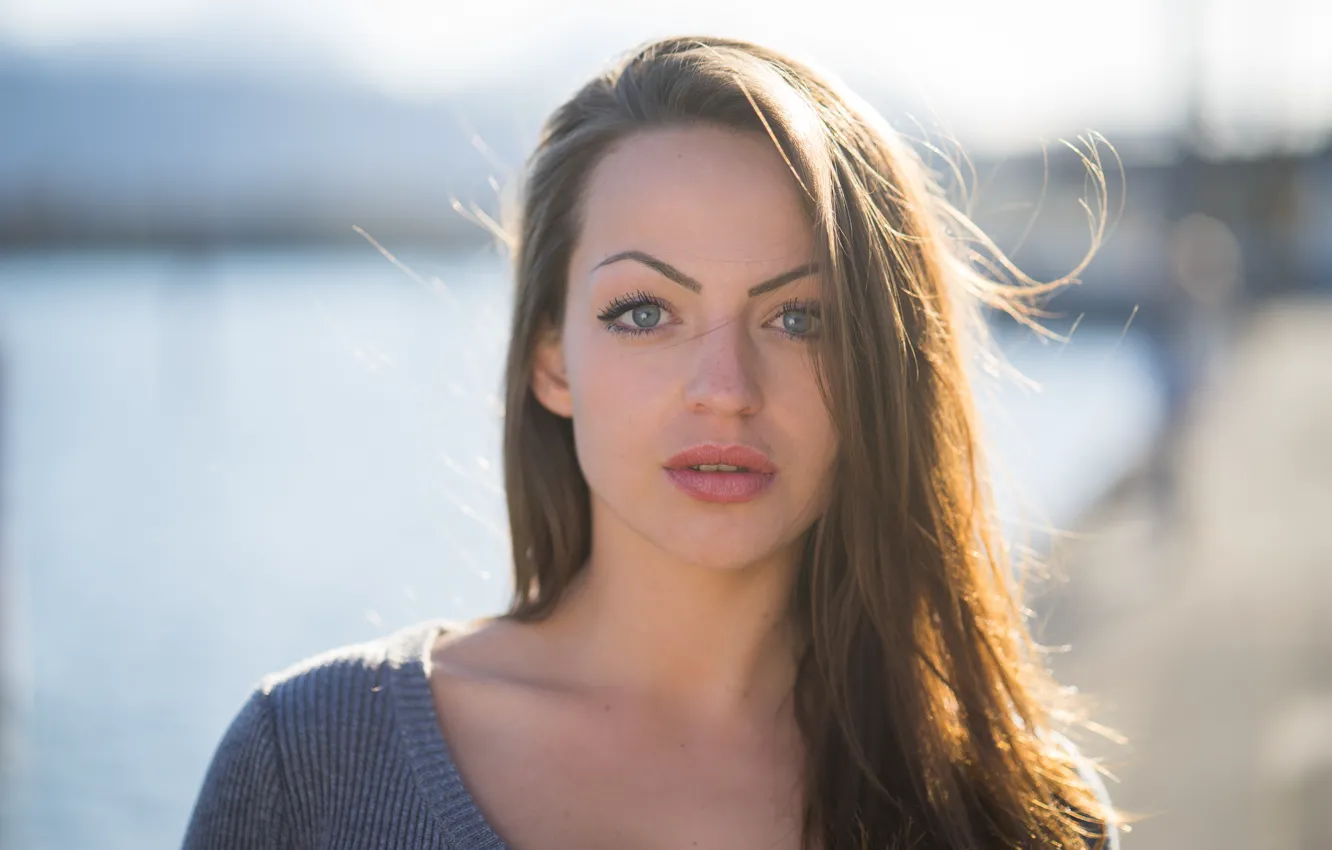 Фото обои взгляд, фон, модель, Julia