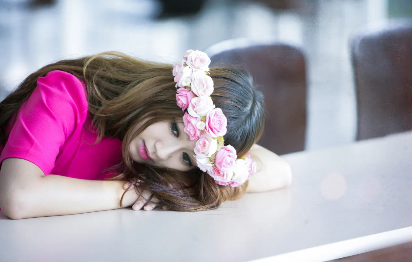 Фото обои девушка, цветы, азиатка, венок