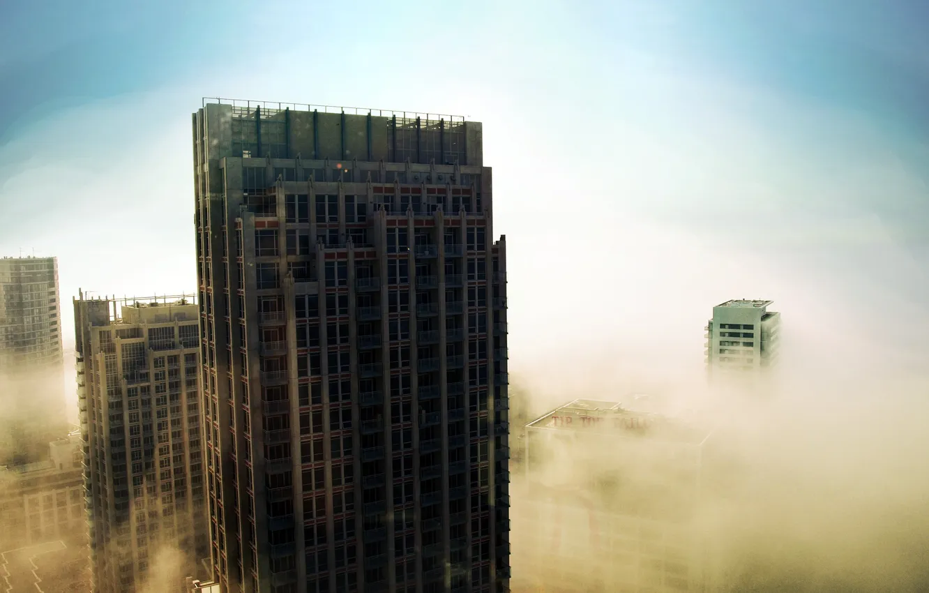 Фото обои небо, туман, небоскрёбы, Mist VS