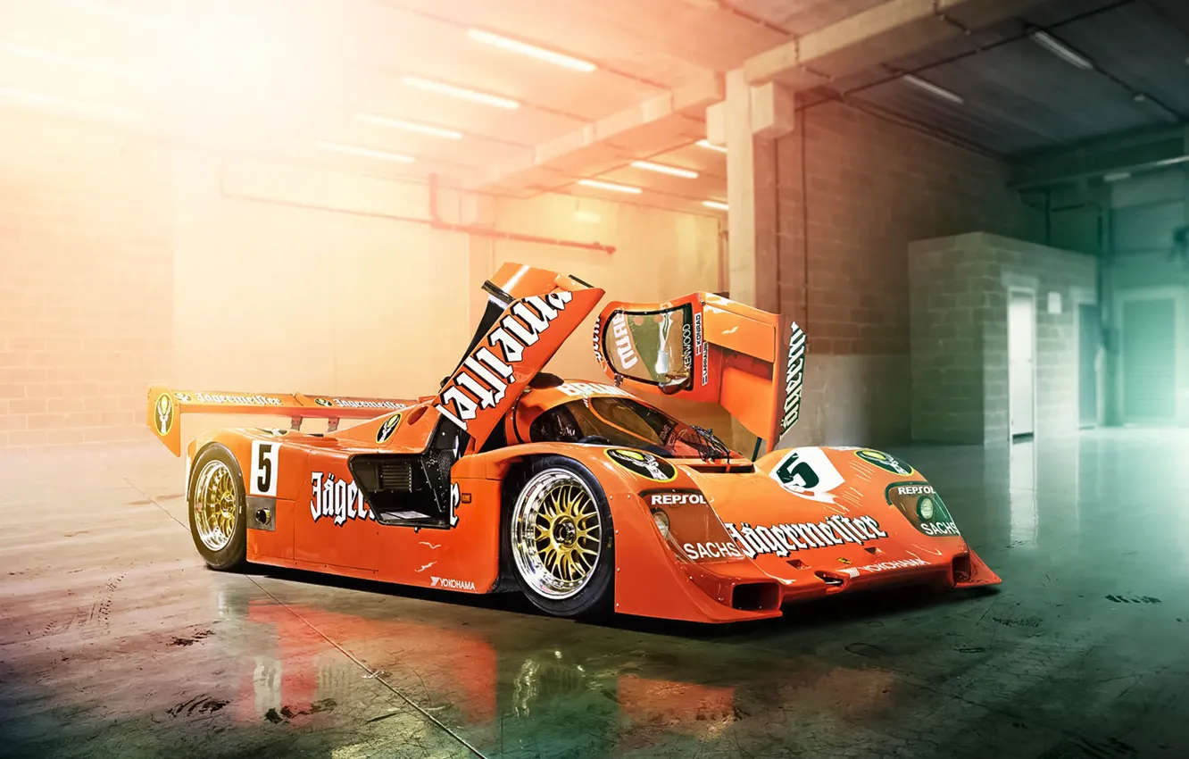 Cars day. Porsche 956 обои. Orange Days машина. Porsche 956 Wallpaper. Porshe 956 Bellof iphone Wallpaper.