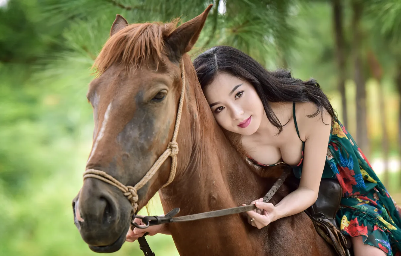 Фото обои лето, лицо, фон, конь, лошадь, азиатка