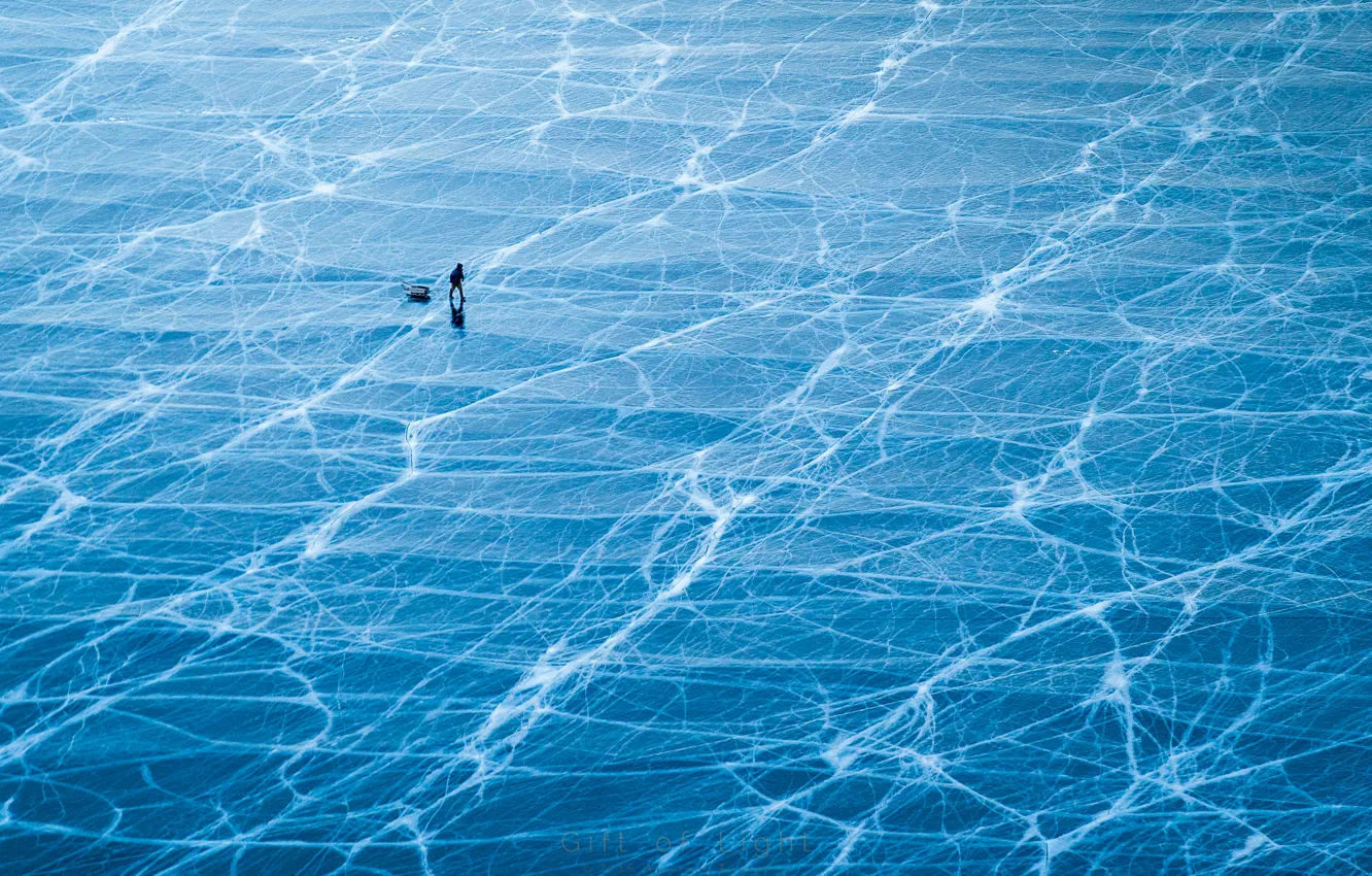 Фото обои человек, лёд, рыбак, Россия, озеро Байкал