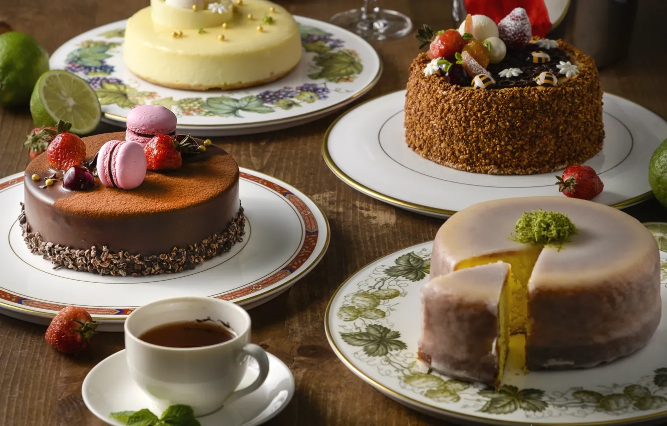 Фото обои ягоды, чай, торт, крем, десерт, макарун