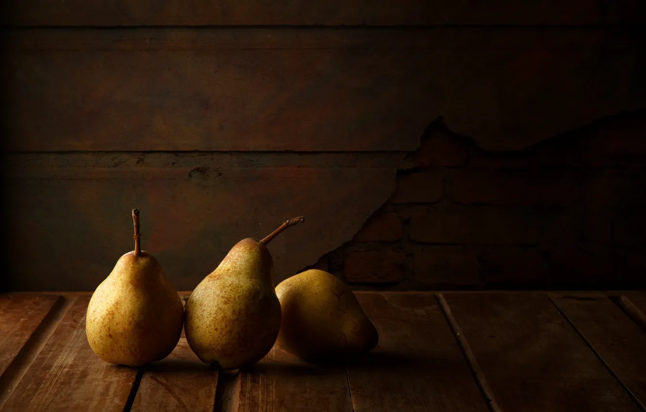 Фото обои фрукты, груши, Three Pears