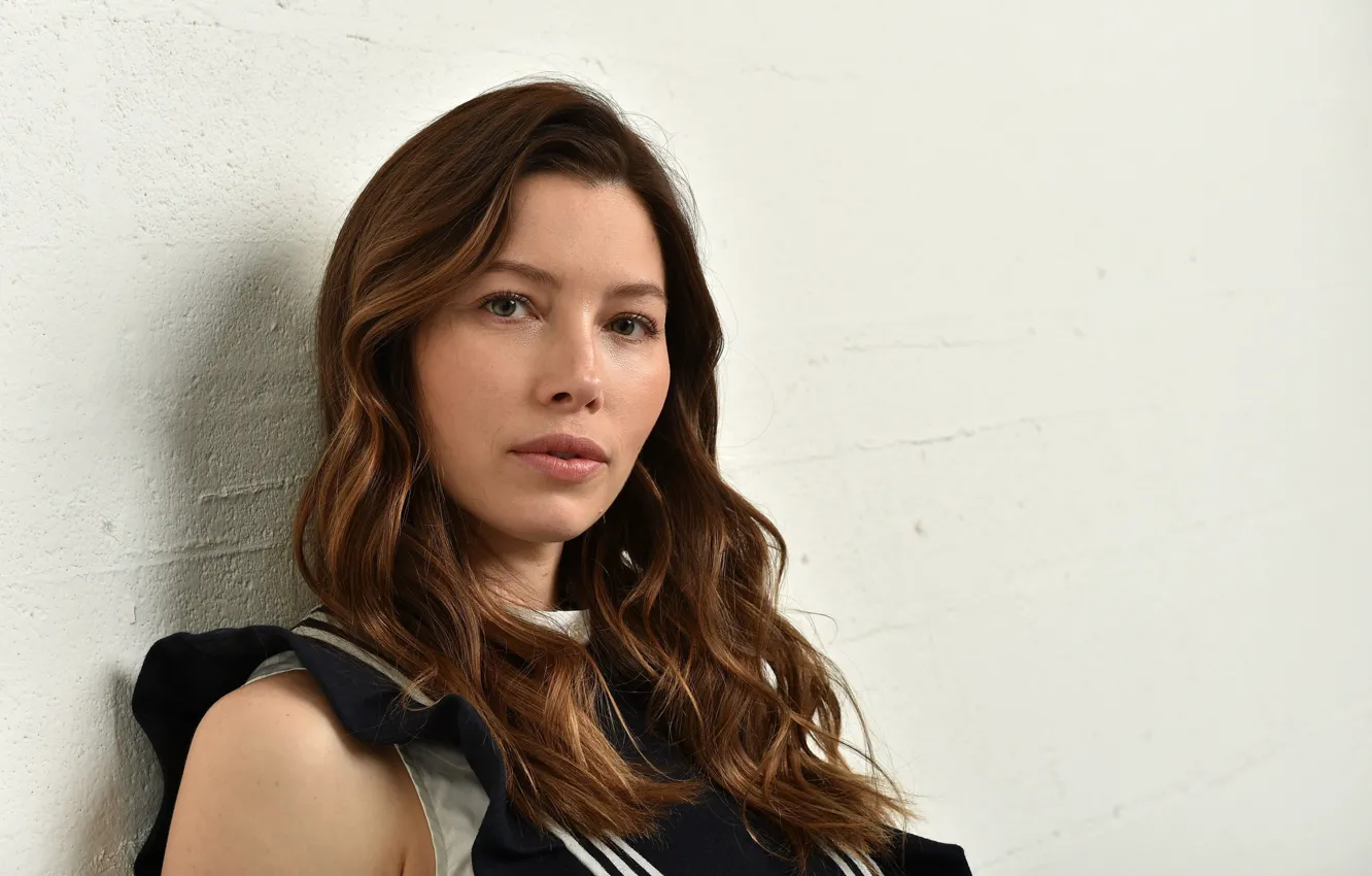 Фото обои взгляд, поза, модель, макияж, актриса, Jessica Biel, hair, Джессика Бил