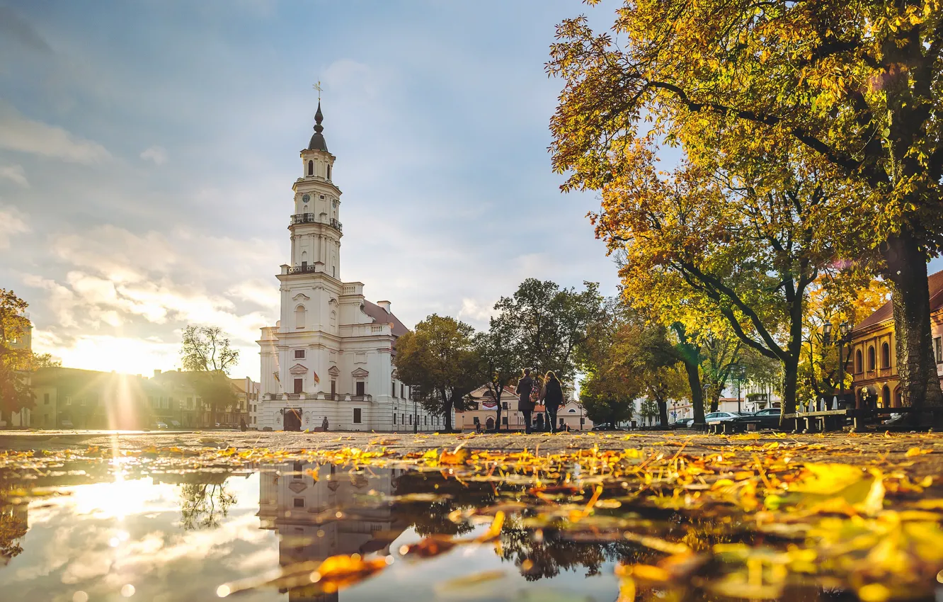 Фото обои Lietuva, Kaunas, Autumn Colors, Town Hall