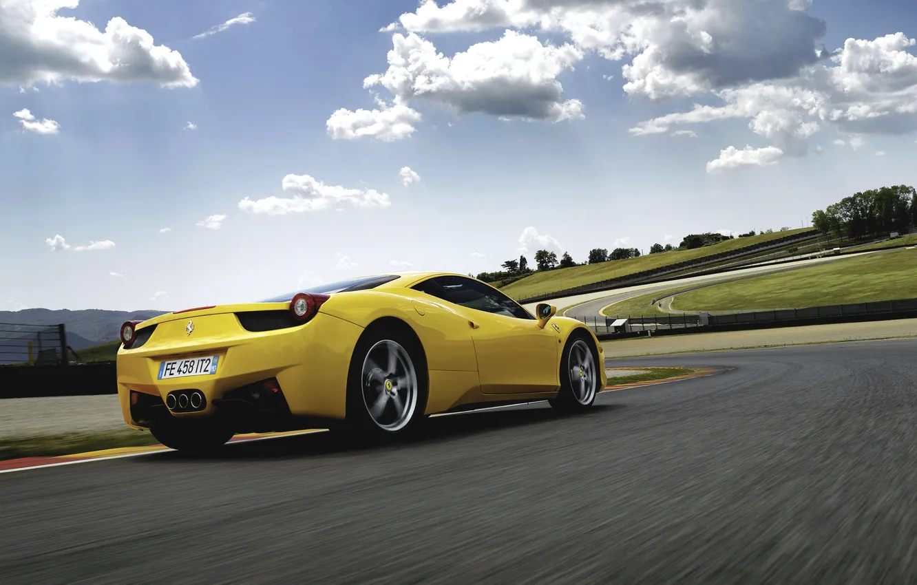 Фото обои небо, облака, Авто, Желтый, Машина, Феррари, Ferrari, 458