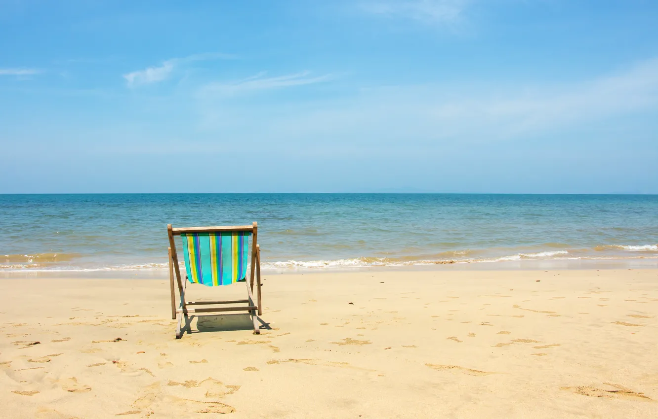 Фото обои песок, море, волны, пляж, лето, шезлонг, summer, beach