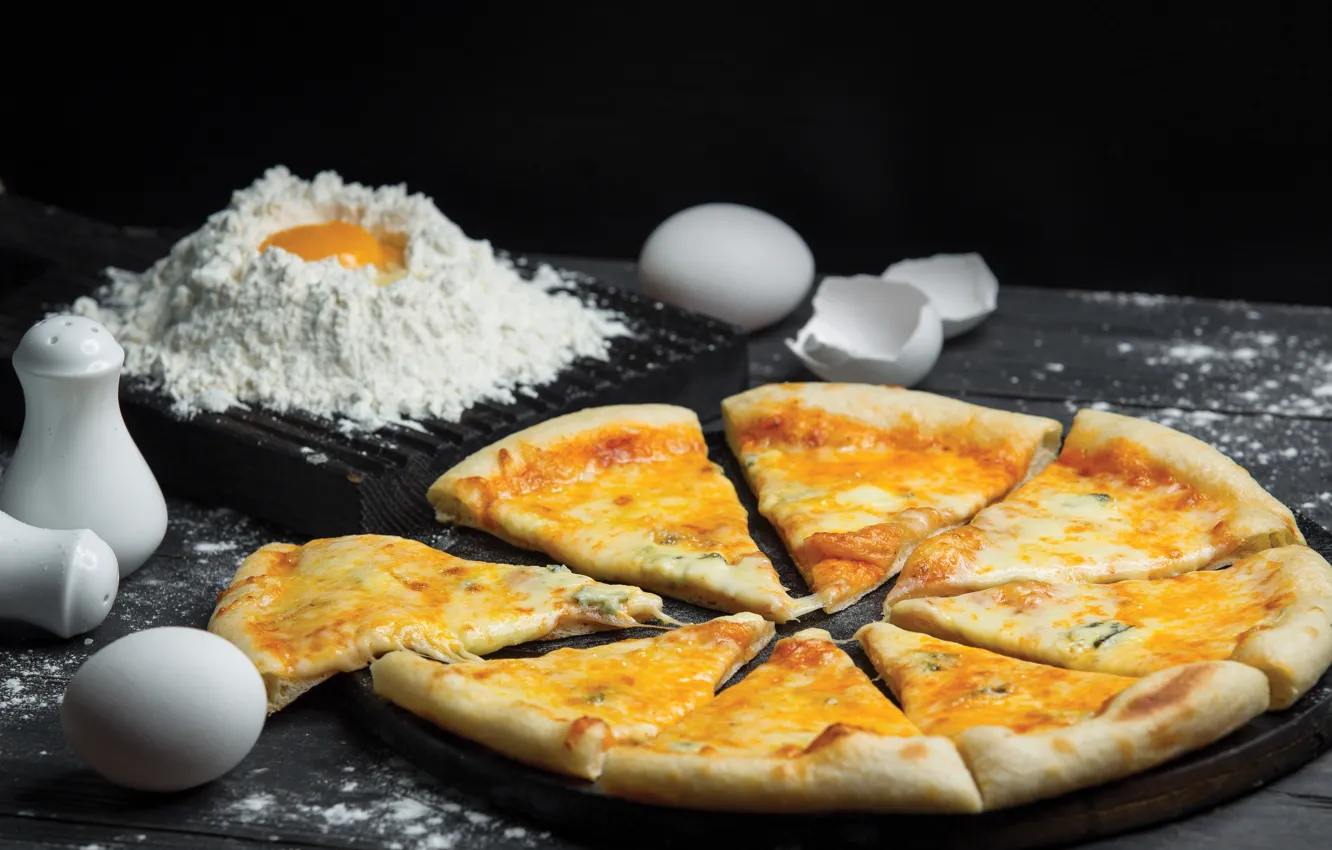Фото обои яйцо, сыр, пицца, pizza, мука, тесто, сырная, 4 сыра