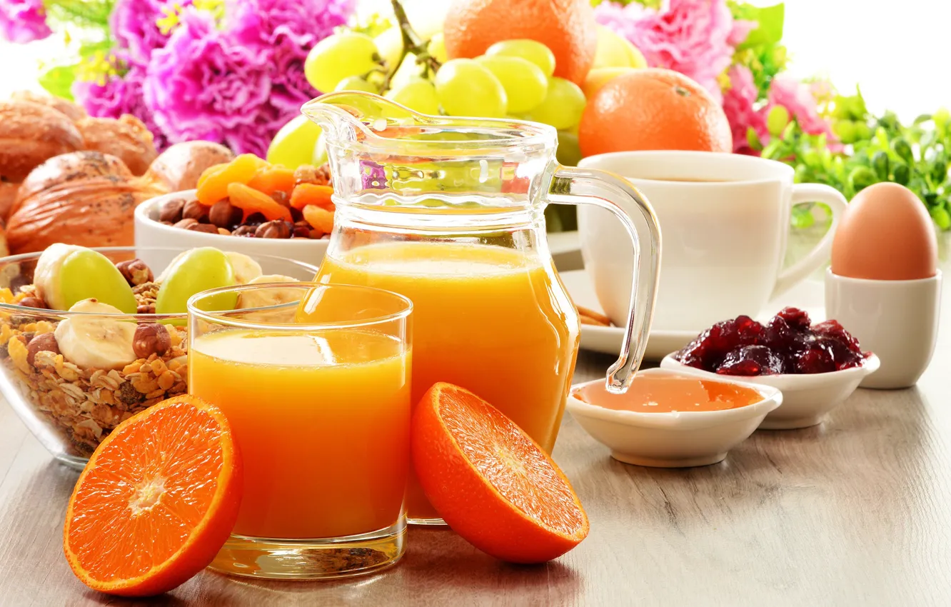 Фото обои кофе, апельсины, завтрак, сок, виноград, орехи, мюсли