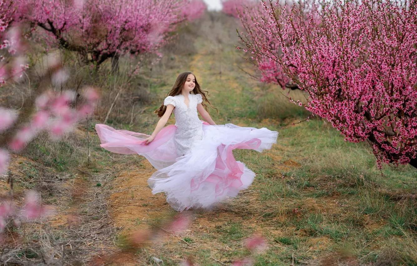 Фото обои деревья, весна, сакура, платье, девочка, girl, цветение, pink