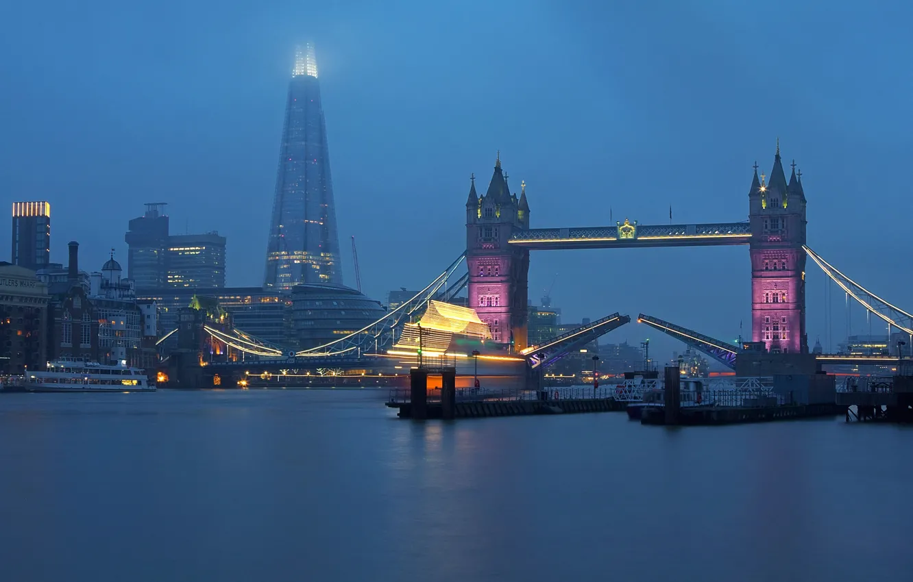 Фото обои туман, река, Англия, Лондон, башня, Темза, Тауэрский мост