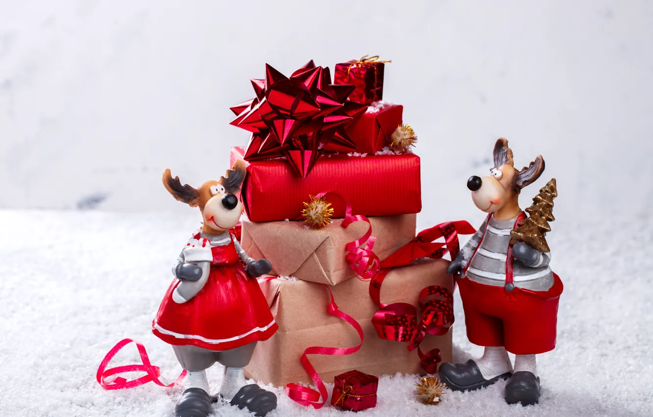 Фото обои снег, праздник, подарки, Новый год, фигурки, Stolyevych Yulia