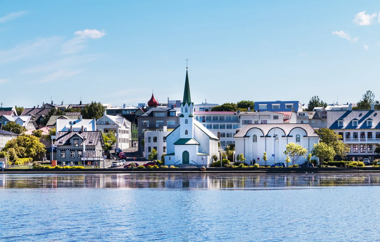Фото обои europe, lake, houses, promenade, iceland, embankment, quay, reykjavik