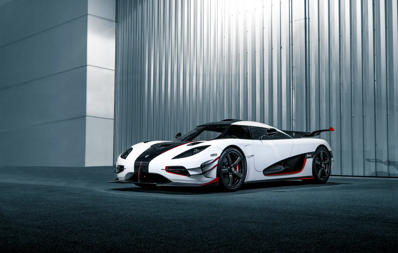 Фото обои Koenigsegg, white, One