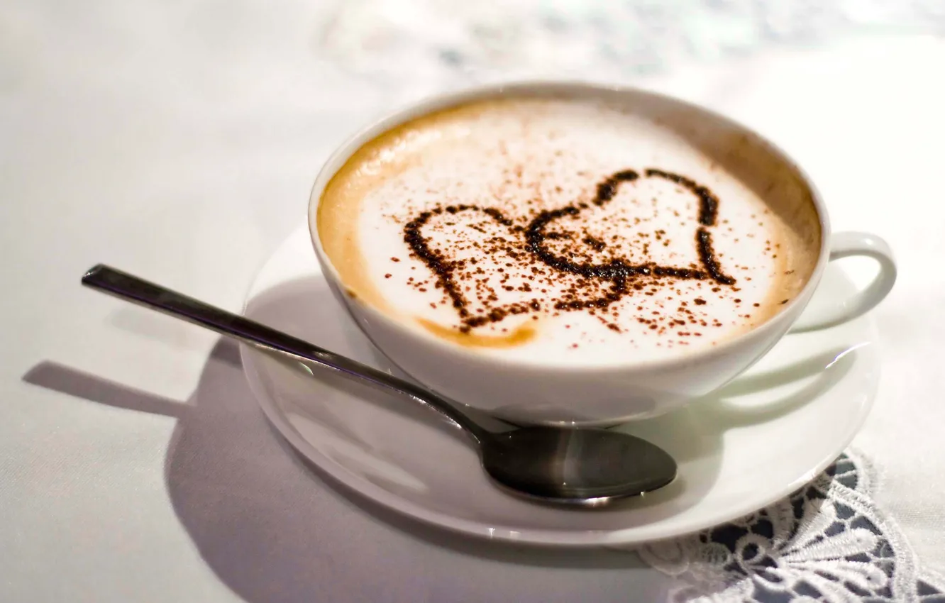 Фото обои белый, любовь, стол, кофе, сердца, ложка, чашка, скатерть
