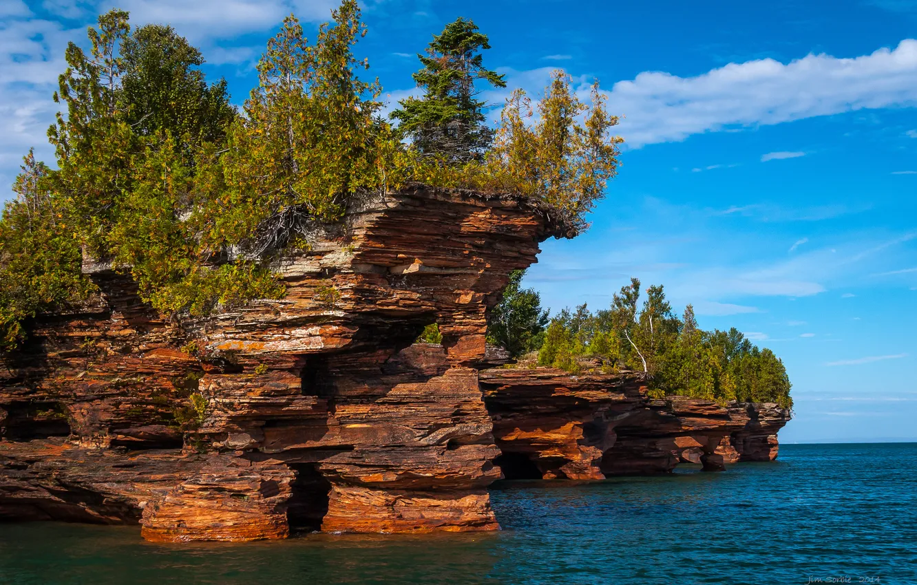 Фото обои море, небо, деревья, скалы