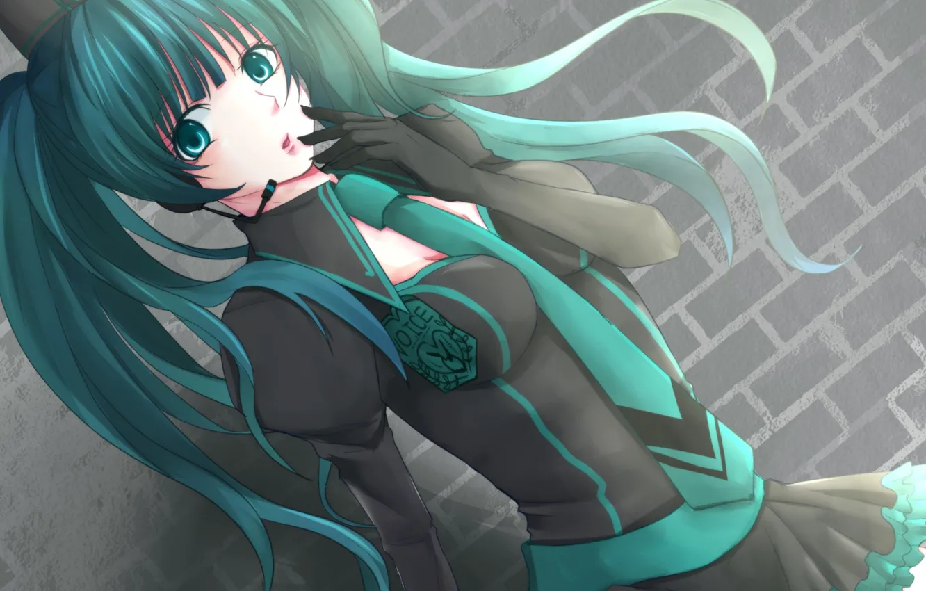 Фото обои галстук, перчатки, микрофон, эмблема, vocaloid, Hatsune Miku, длинные волосы, вокалоид