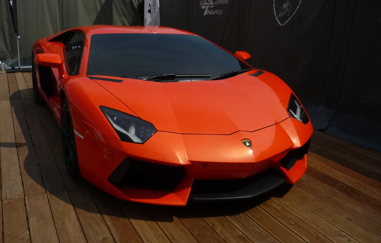 Фото обои оранжевый, тень, lamborghini, вид спереди, orange, aventador, lp700-4, ламборгини