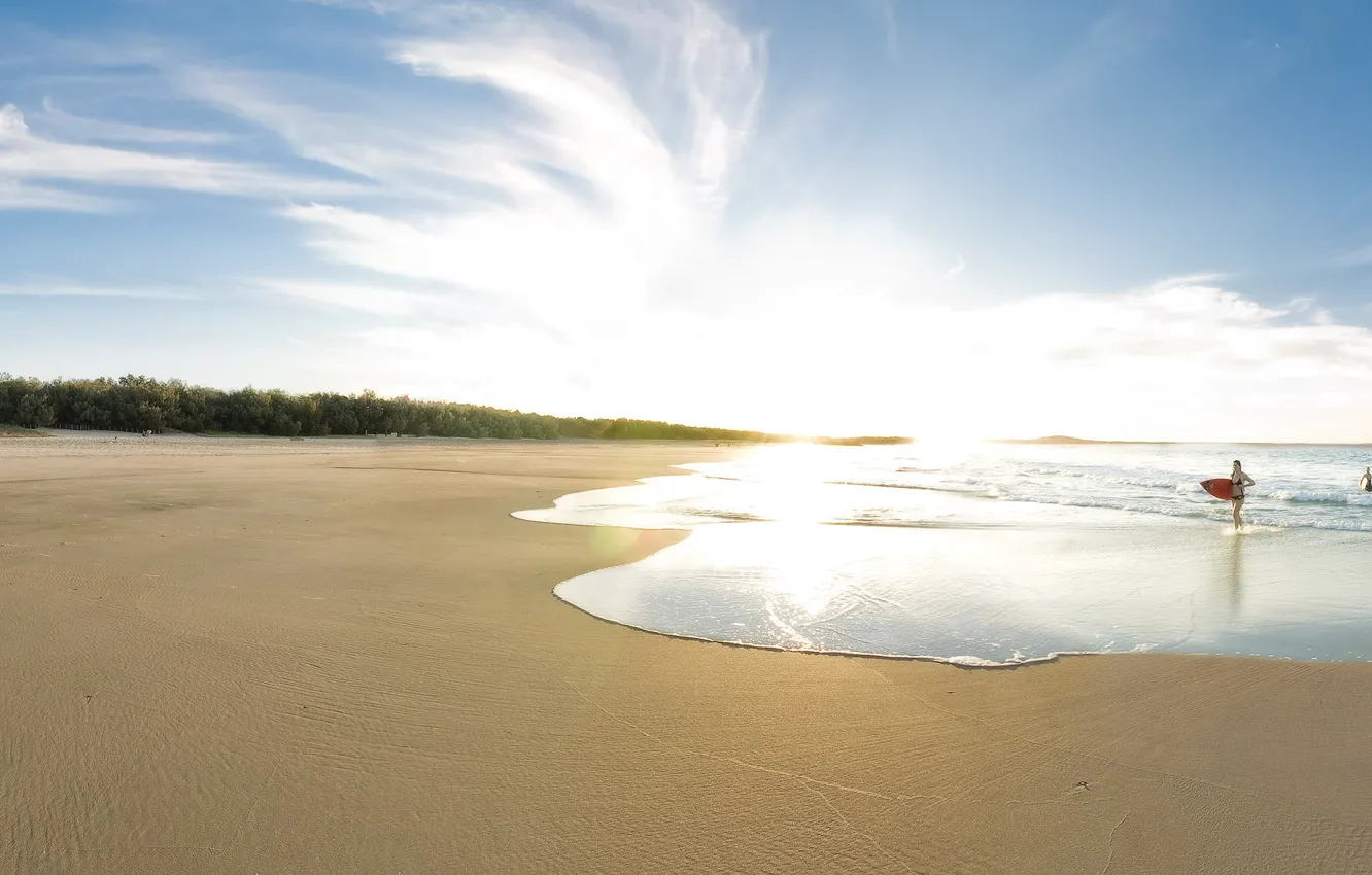 Фото обои песок, море, пляж, камни, девушки, серфинг, dual screen