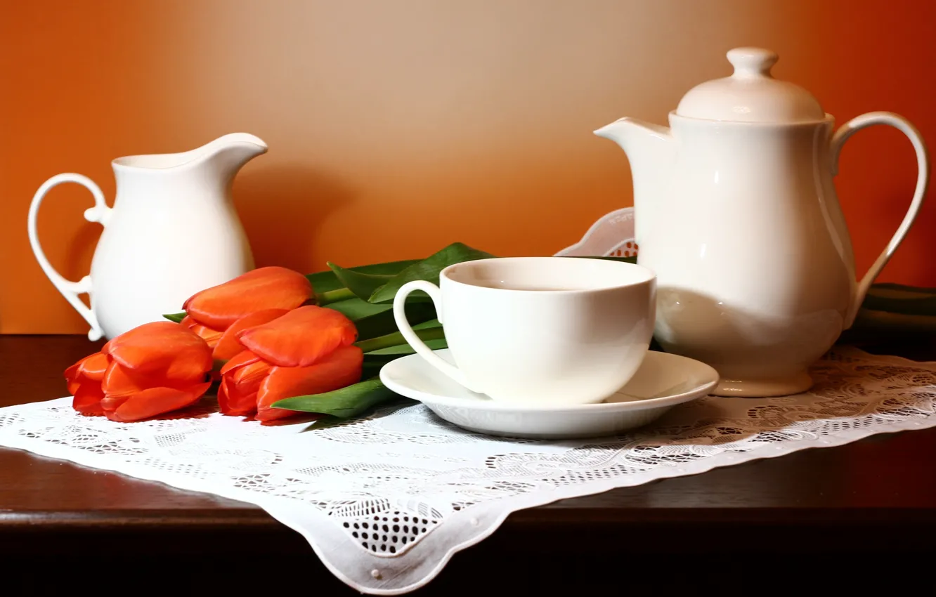 Фото обои тюльпаны, посуда, натюрморт