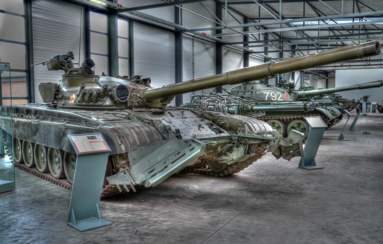 Фото обои СССР, музей, танки, бронетехника, Т-72, т-62А
