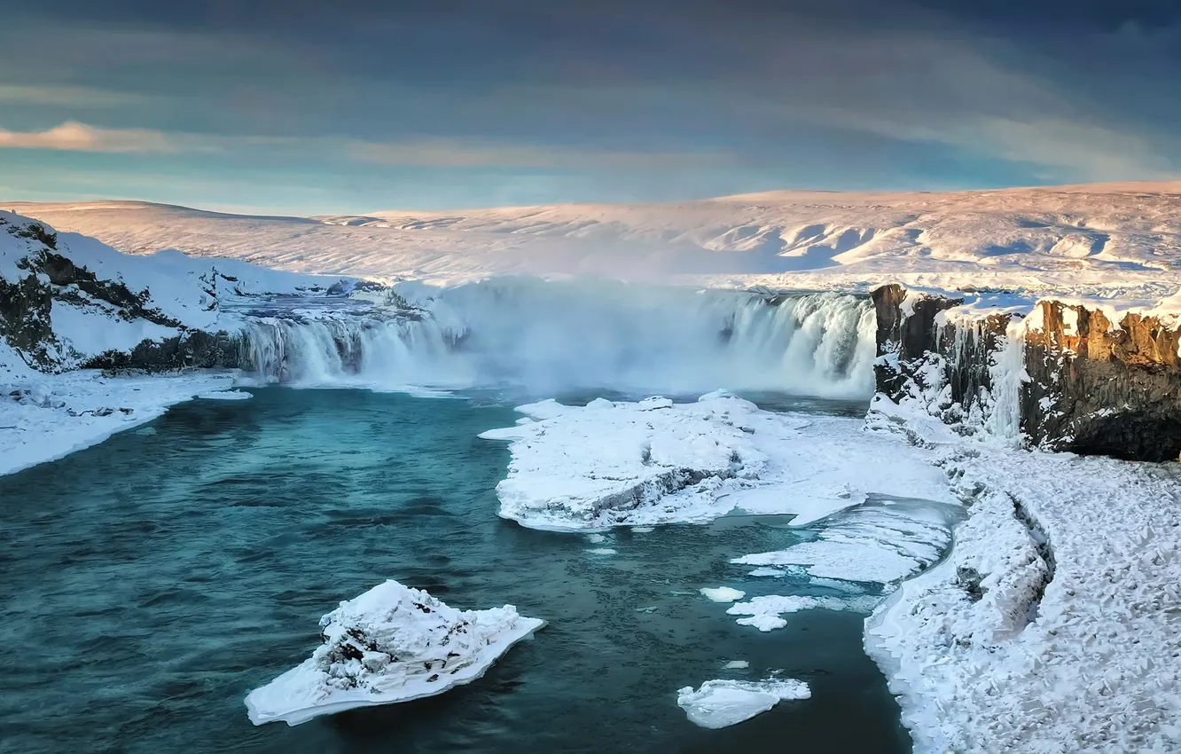 Фото обои Iceland, Goðafoss, Big Waterfall