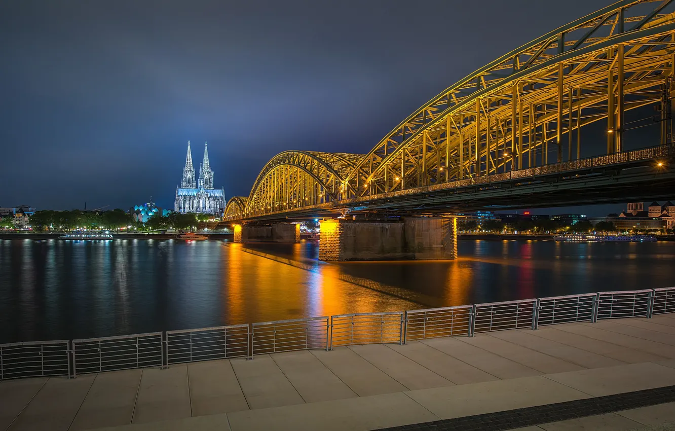 Фото обои мост, огни, вечер, Германия, подсветка, набережная, Кёльн