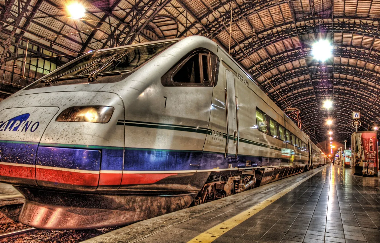 Фото обои Поезд, Перон, Вокзал