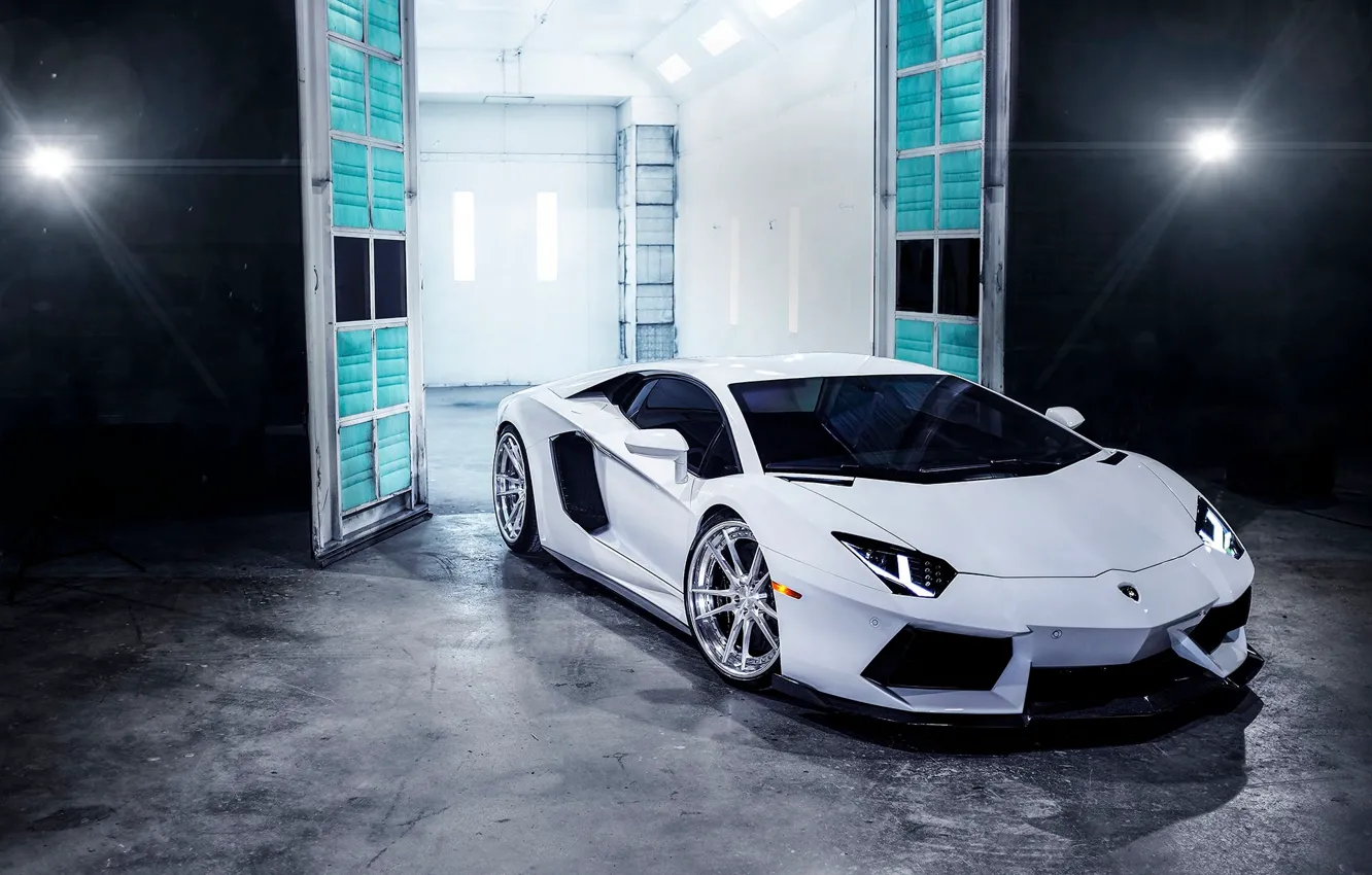 Фото обои Lamborghini, white, Aventador