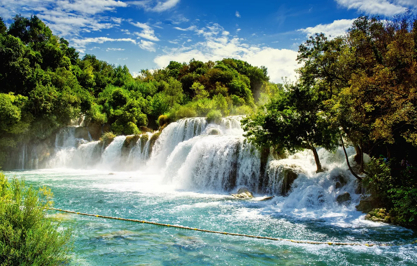 Фото обои зелень, небо, солнце, облака, деревья, водопад, Хорватия, Krka National Park