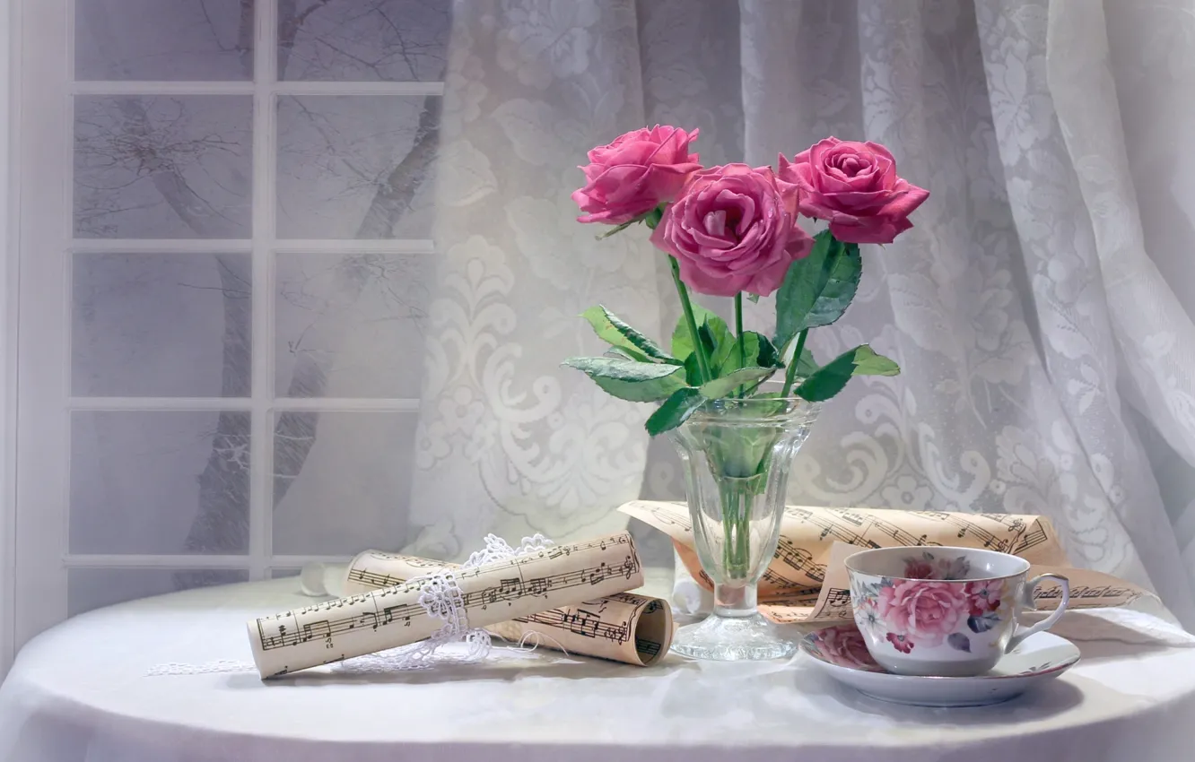 Фото обои цветы, ноты, розы, окно, чашка, натюрморт