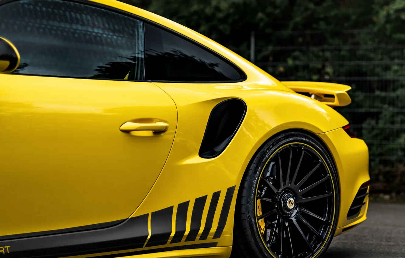 Фото обои жёлтый, купе, 911, Porsche, задняя часть, 991, Manhart, 911 Turbo S