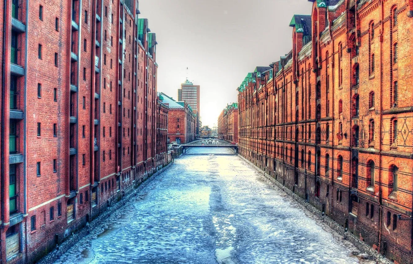 Фото обои лед, зима, река, улица, здания, дома, канал, мосты