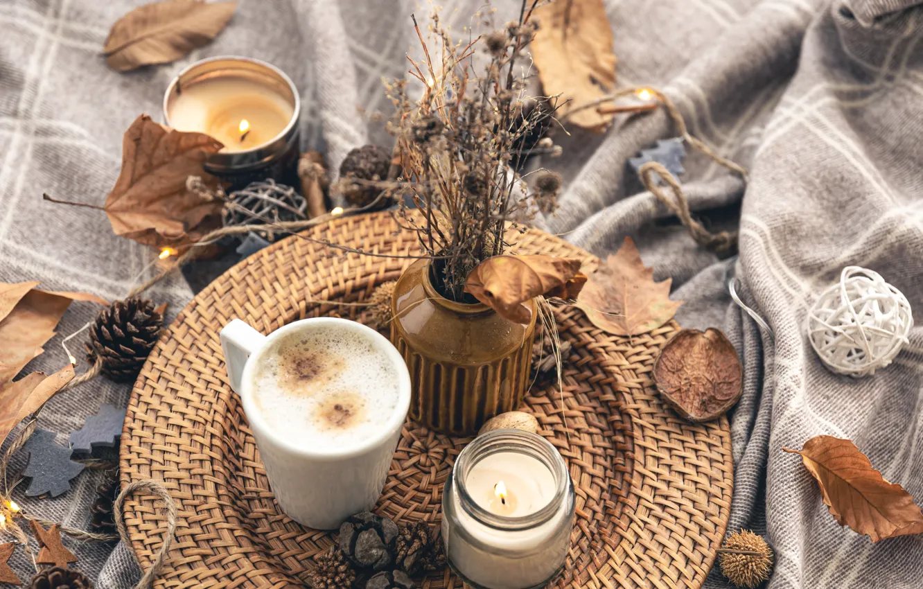 Фото обои осень, уют, стол, кофе, свеча, свечи, веревка, чашка